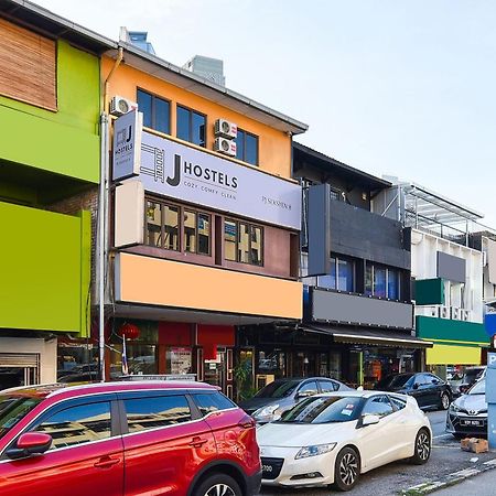 Super Oyo 90562 J Hotel Pj 페탈링자야 외부 사진