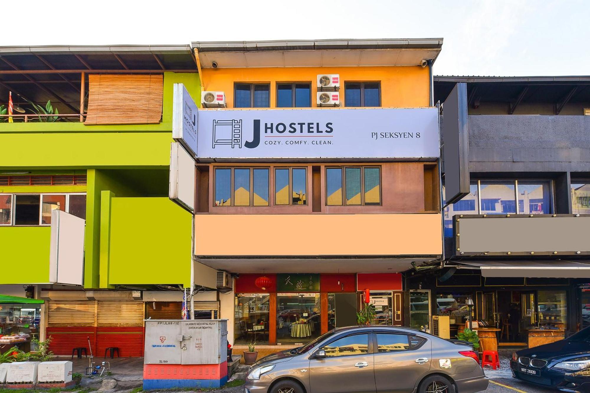 Super Oyo 90562 J Hotel Pj 페탈링자야 외부 사진