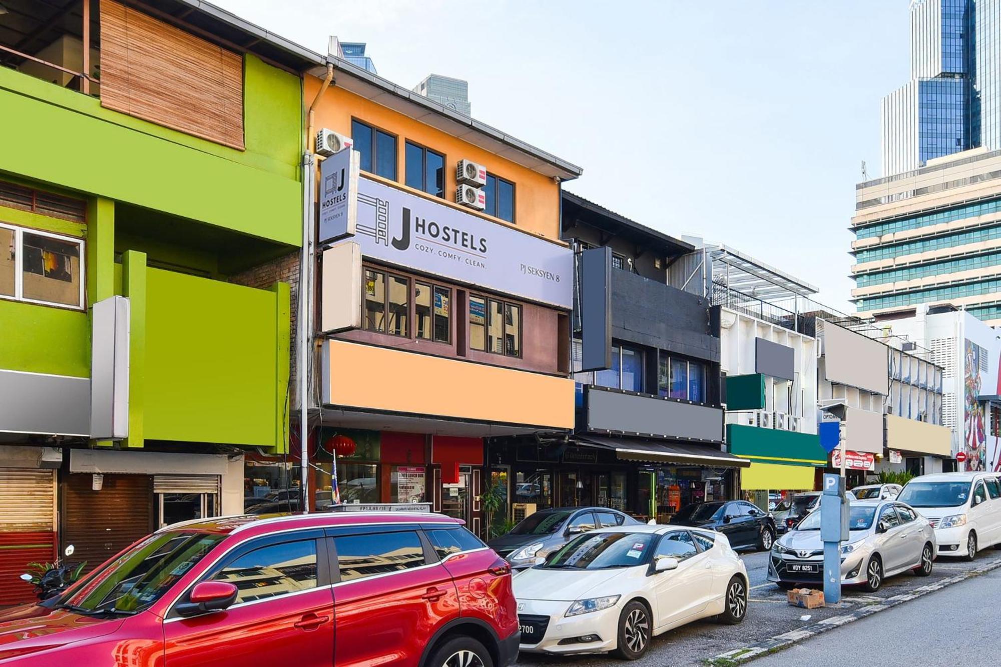 Super Oyo 90562 J Hotel Pj 페탈링자야 외부 사진